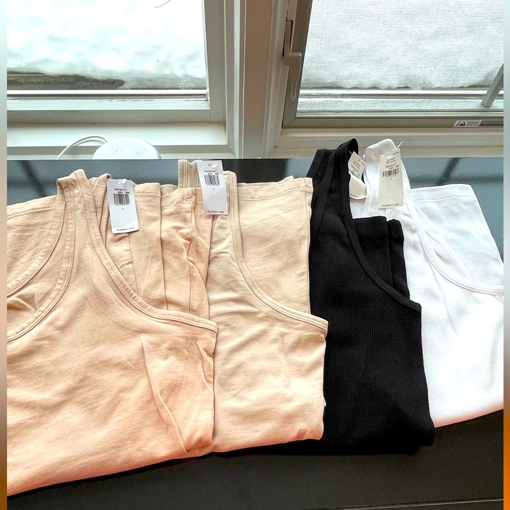 NWT Old Navy First Layer Tank Tops 4-Pack Neutrals